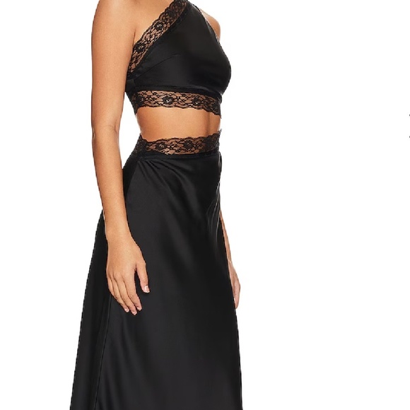 MISHA COLLECTION Dresses & Skirts - 🎄NWT SOLD OUT Misha Black Jillian Satin Gown